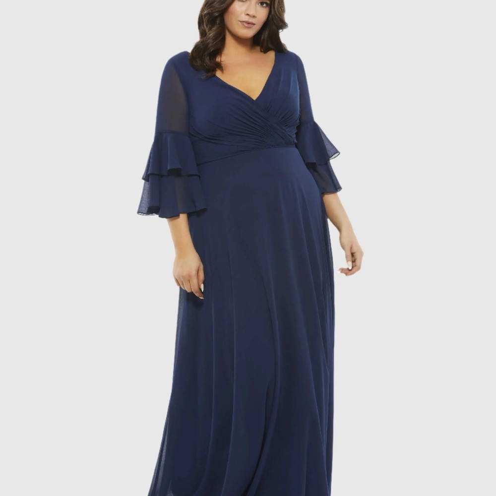 Mac Duggal Navy Blue Ruffle Pleated Bell Sleeve Chiffon Gown (Plus) Wrap #67913